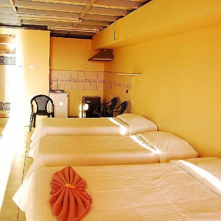 Hostal Rozal Spa Hospicio إكيكي المظهر الخارجي الصورة