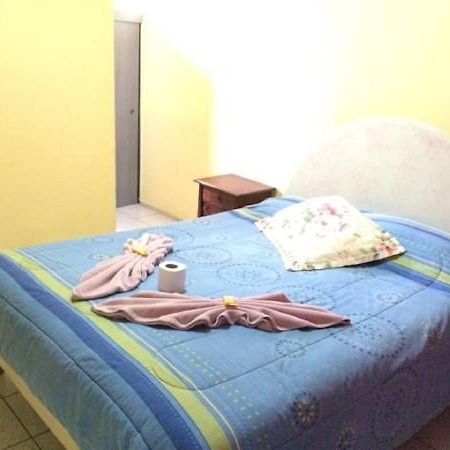 Hostal Rozal Spa Hospicio إكيكي المظهر الخارجي الصورة
