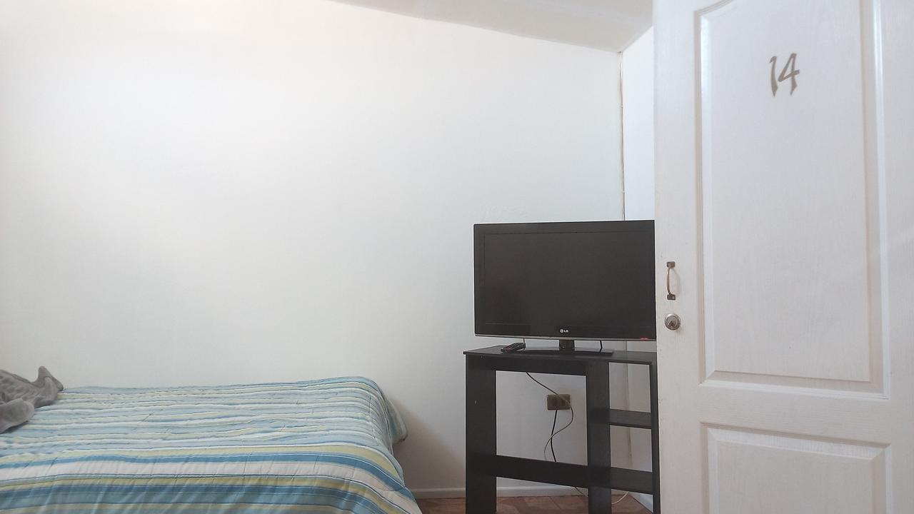 Hostal Rozal Spa Hospicio إكيكي المظهر الخارجي الصورة